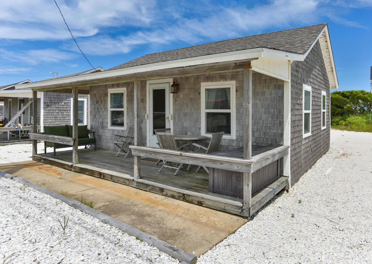 Thomas D. Brown Real Estate Associates