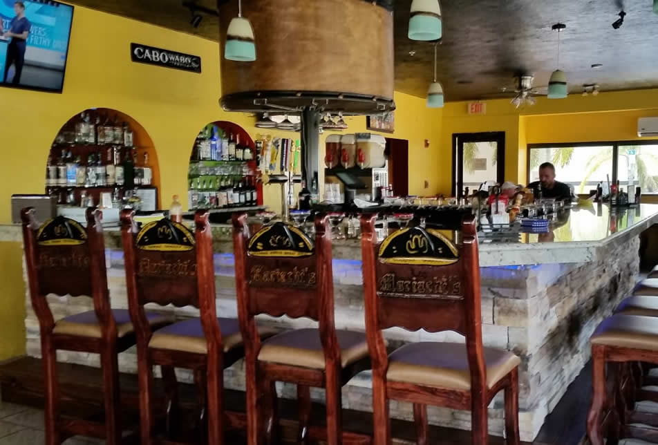 mariachi bar and grill