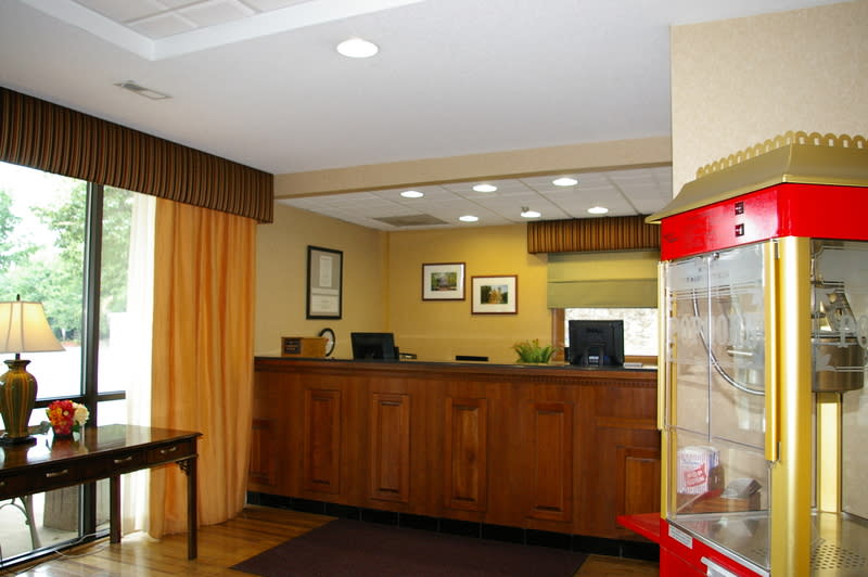 La Quinta Inn Amp Suites Charlottesville
