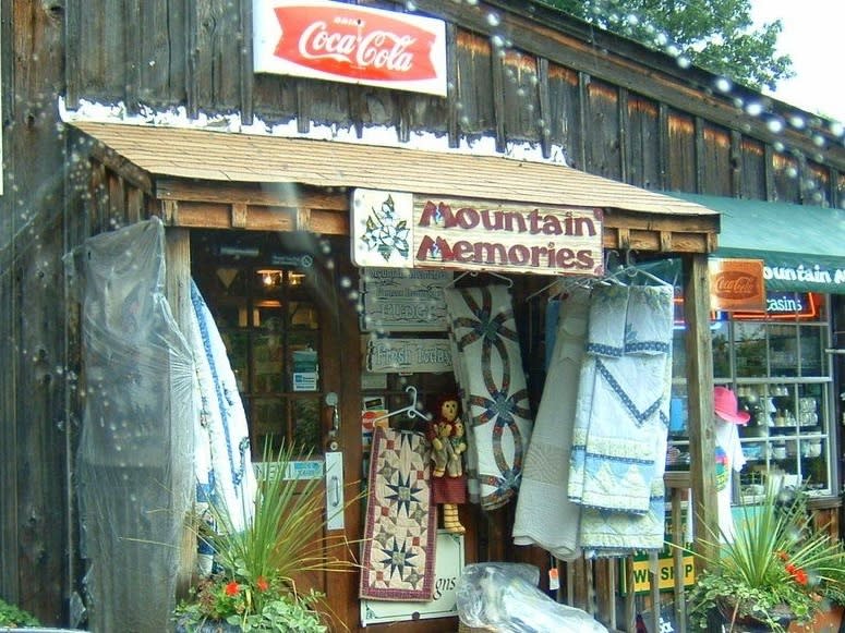 Mountain Memories Gift Shop