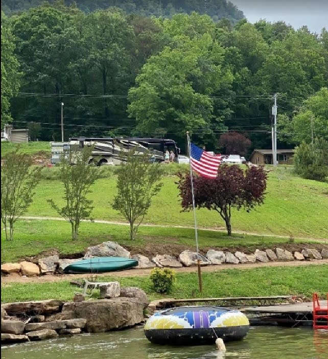 River Life RV Resort