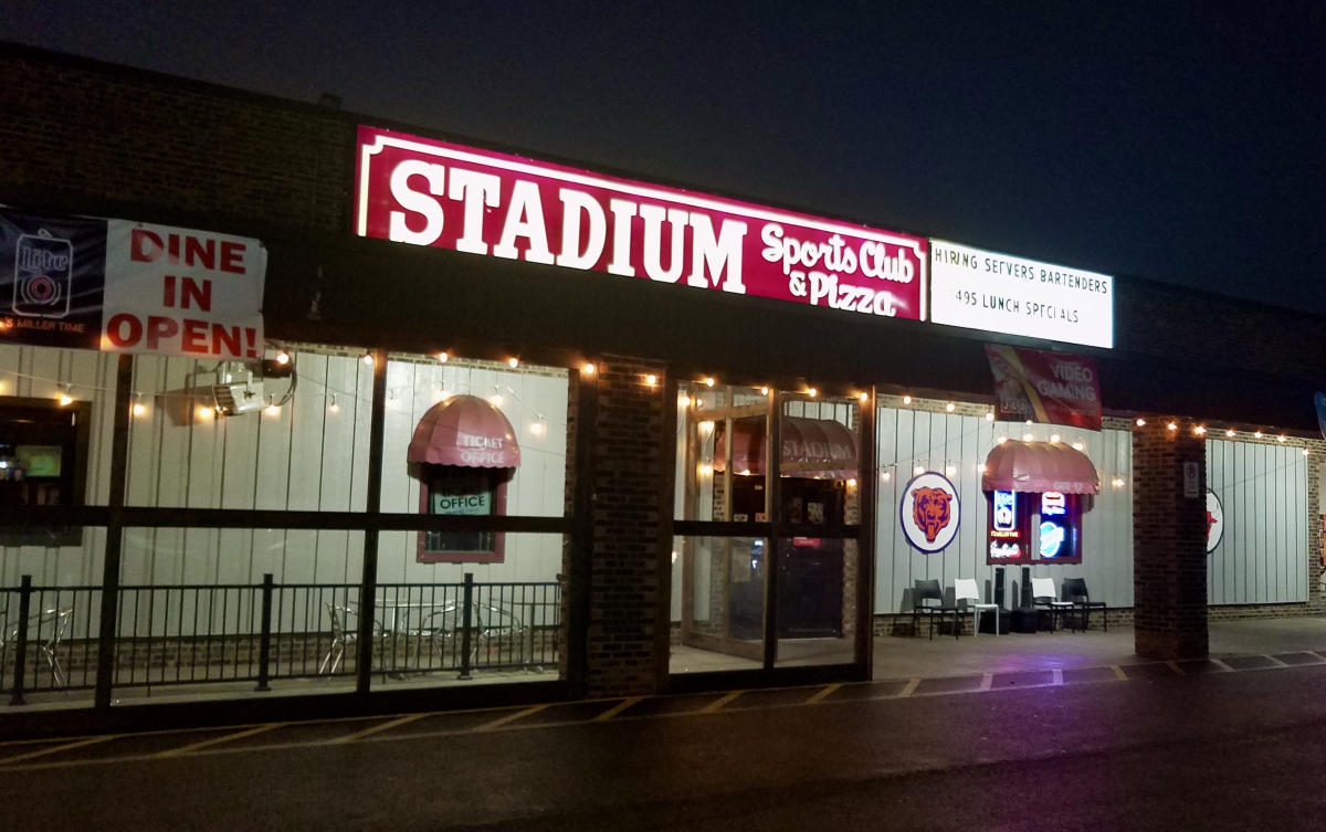 Stadium Sports Club & Pizza