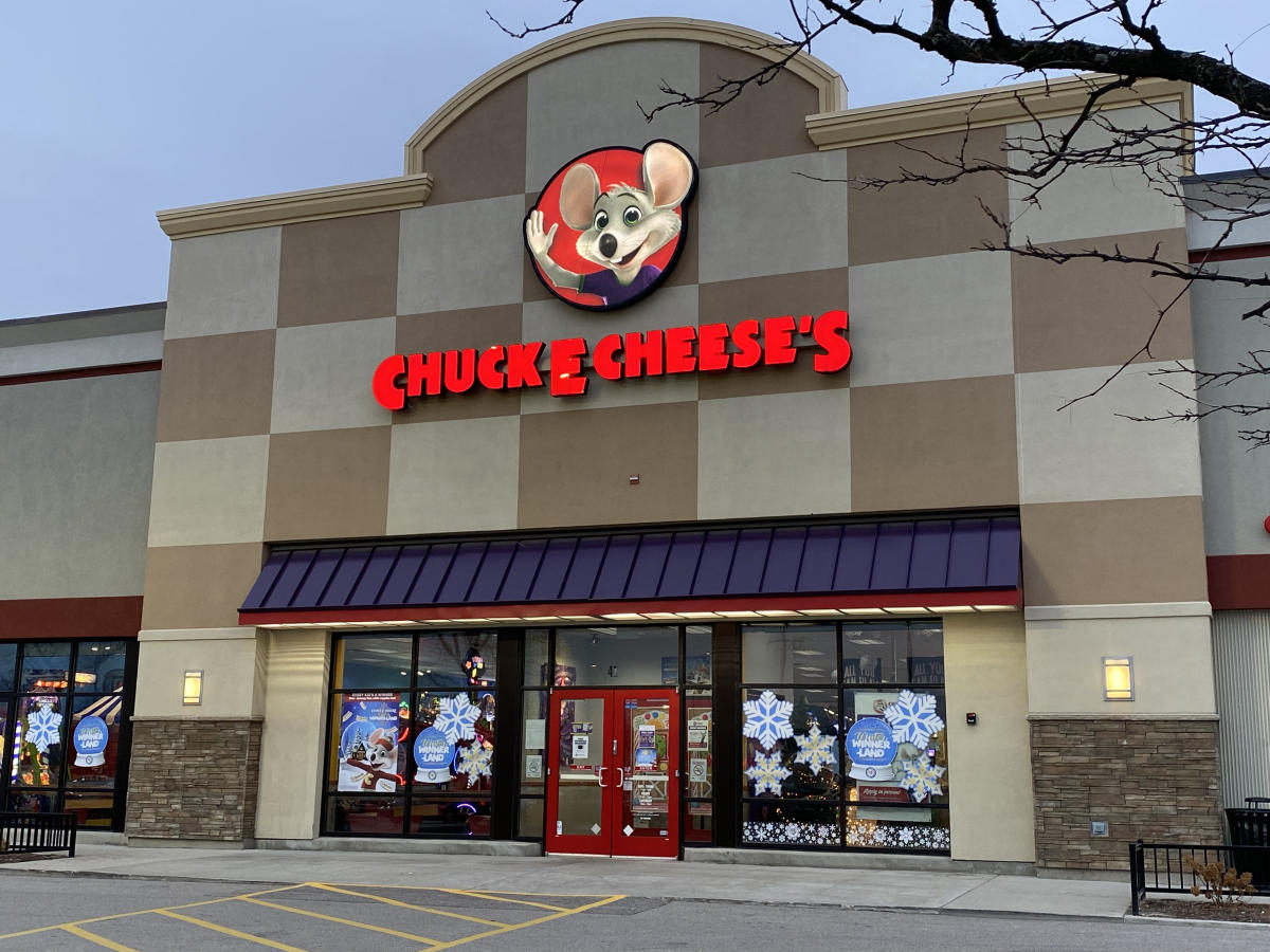 Chuck E. Cheese's Arlington Heights