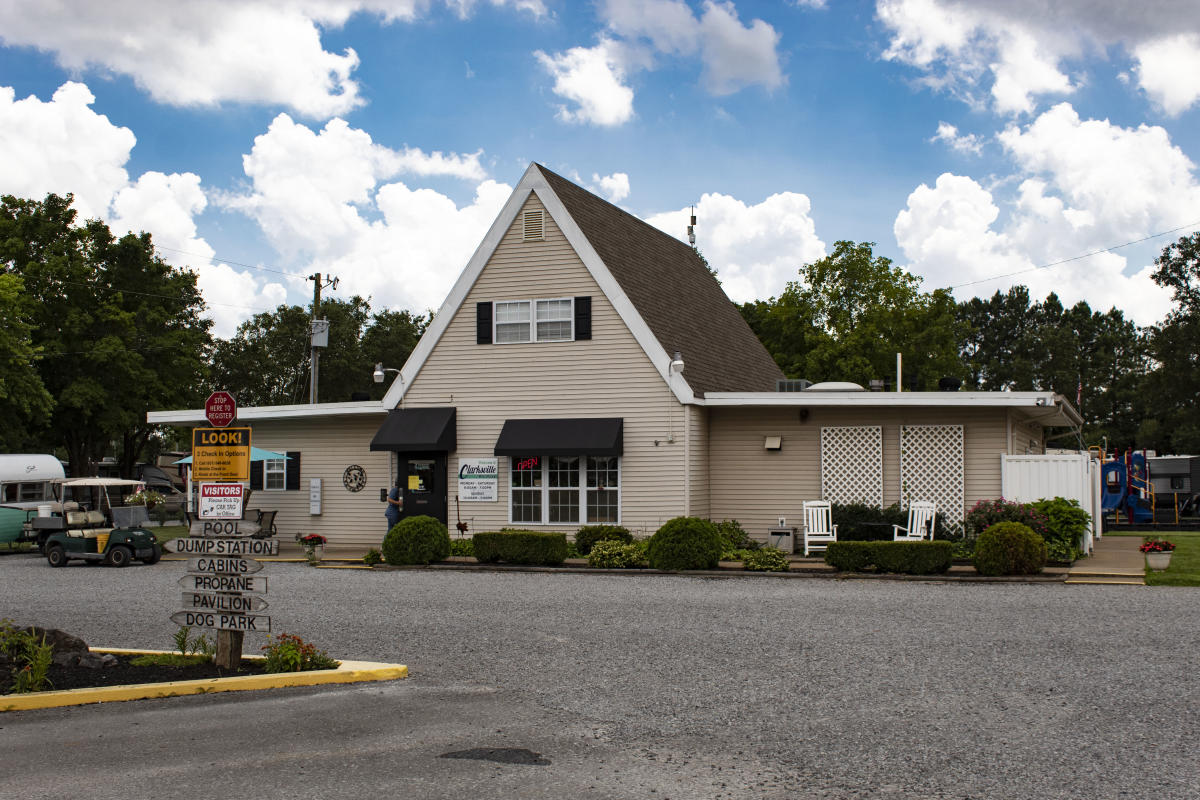 Clarksville RV Park