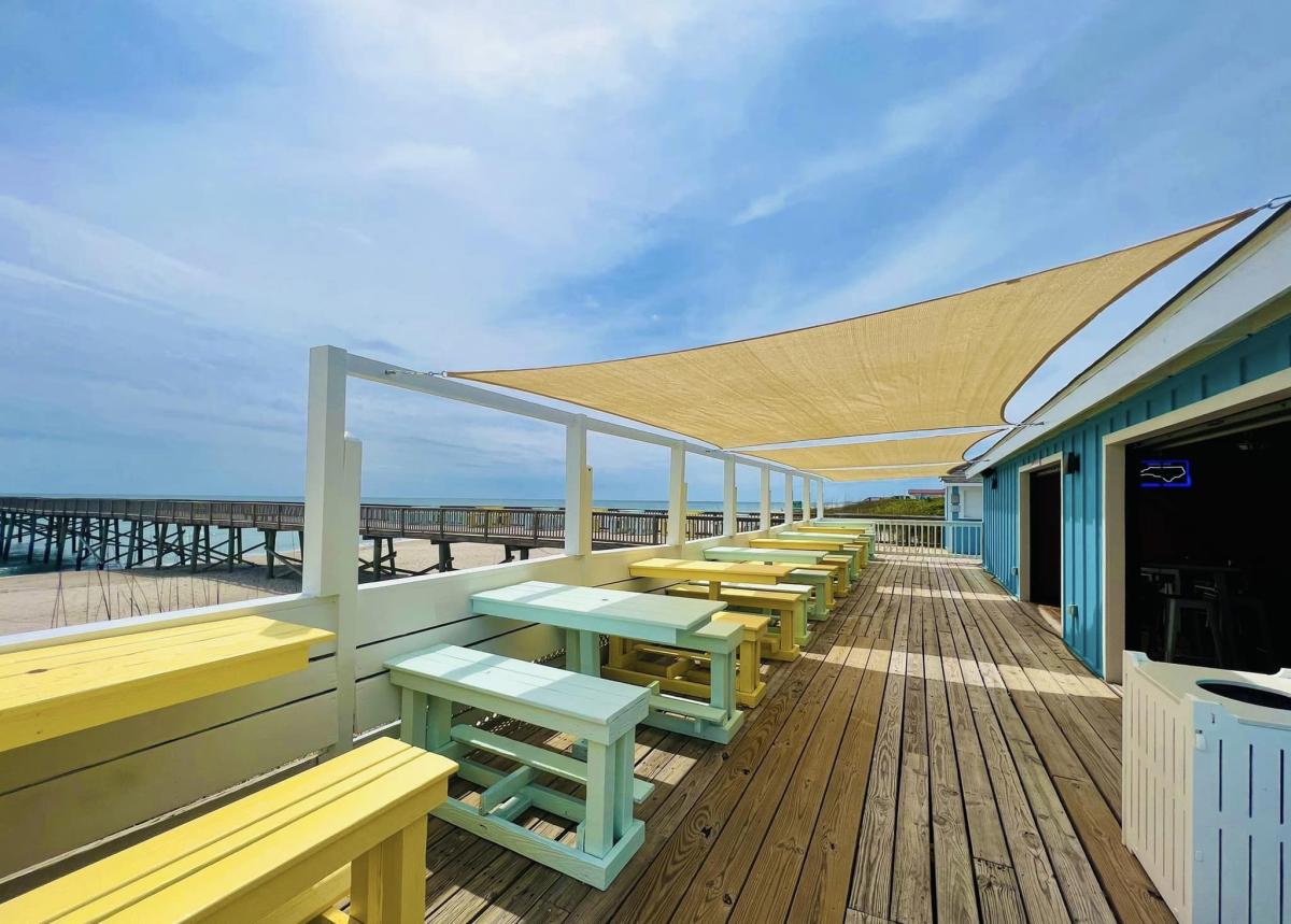 Molly's Beachside Bar & Grill Atlantic Beach, NC