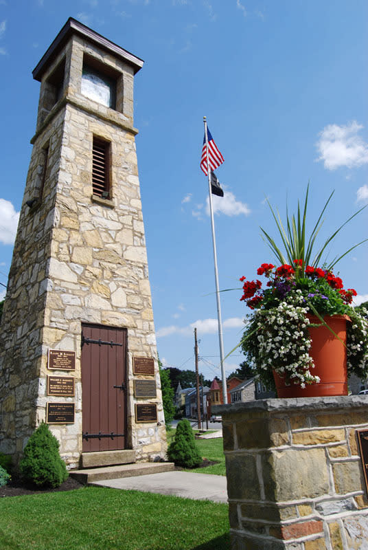 Veterans Memorial Clock Tower Boiling Springs, PA 17007