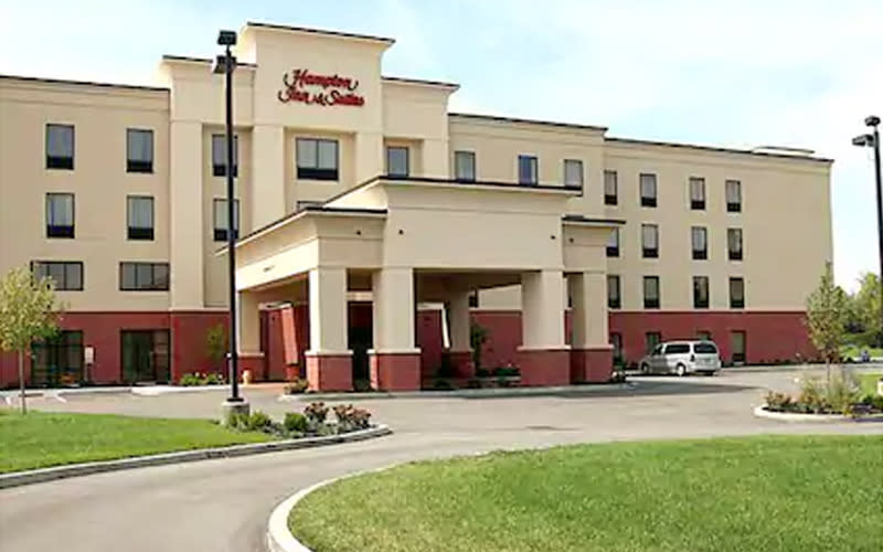 Hampton Inn & Suites Dayton Airport