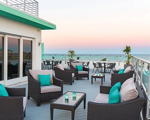 Streamline Hotel Sky Rooftop Bar Daytona Beach Fl 32118