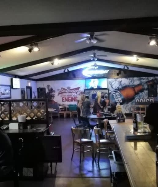 Bryants Bar And Grille