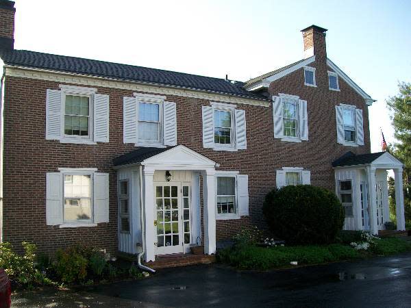 Blue Hen Bed And Breakfast