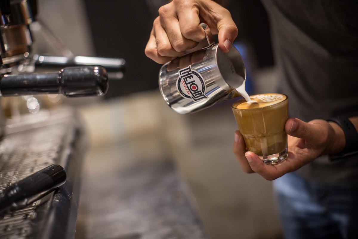 Joint Coffee Whitehall, The