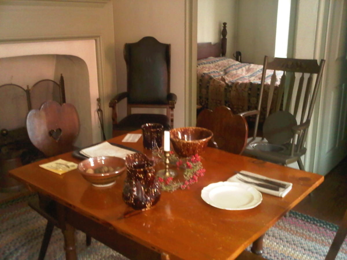 1758 Moravian Sun Inn Bethlehem, PA 18018