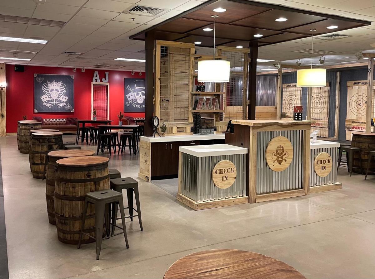 Angry Jacks Axe Throwing