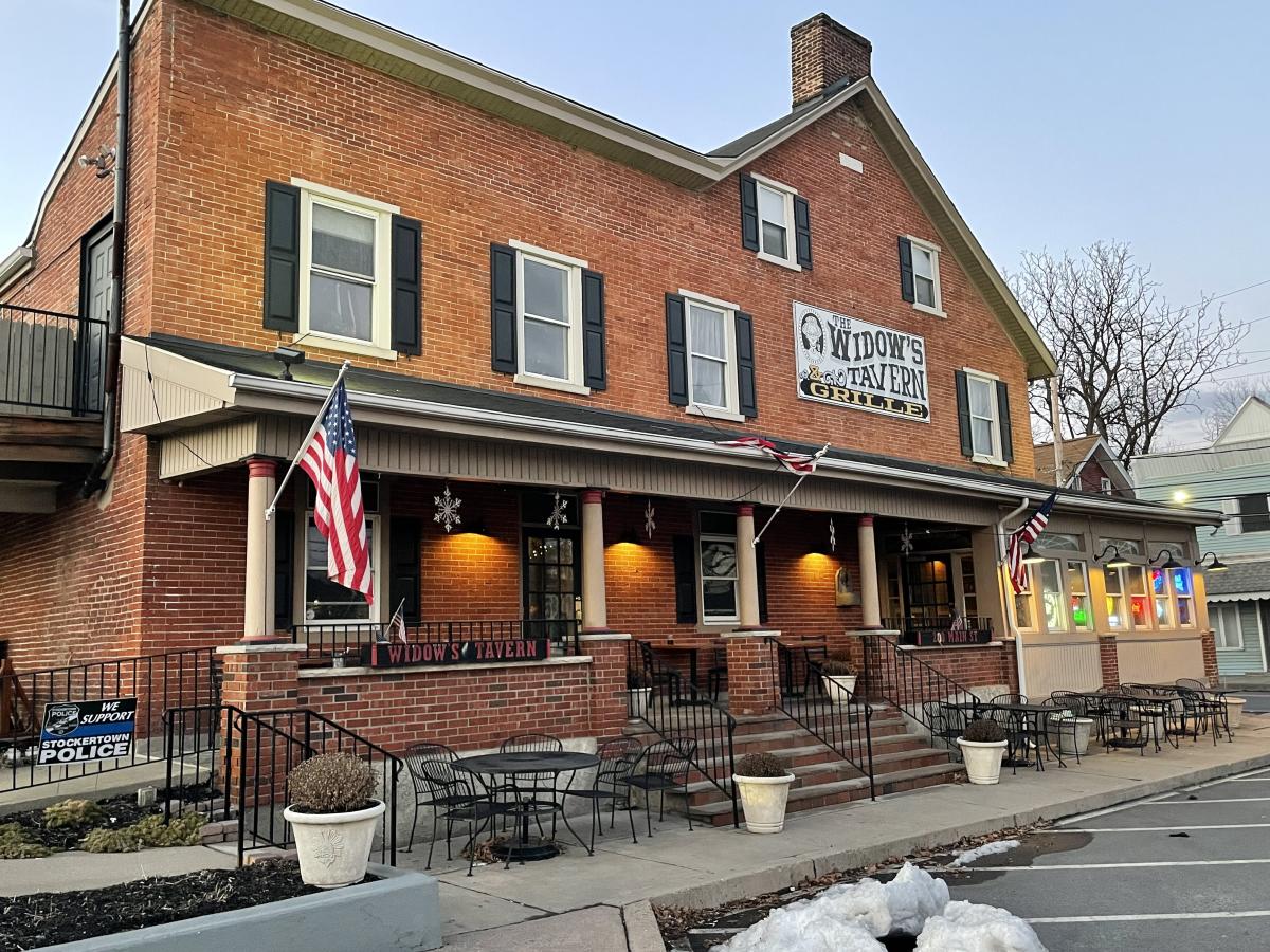 Widow's Tavern and Grille