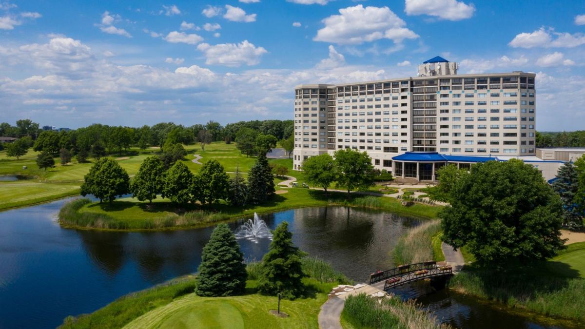Hilton Chicago/Oak Brook Hills Resort and Conference Center