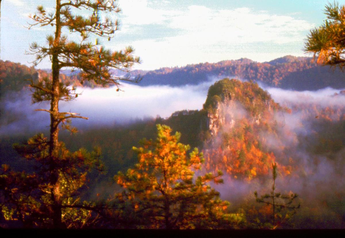 Breaks Interstate Park