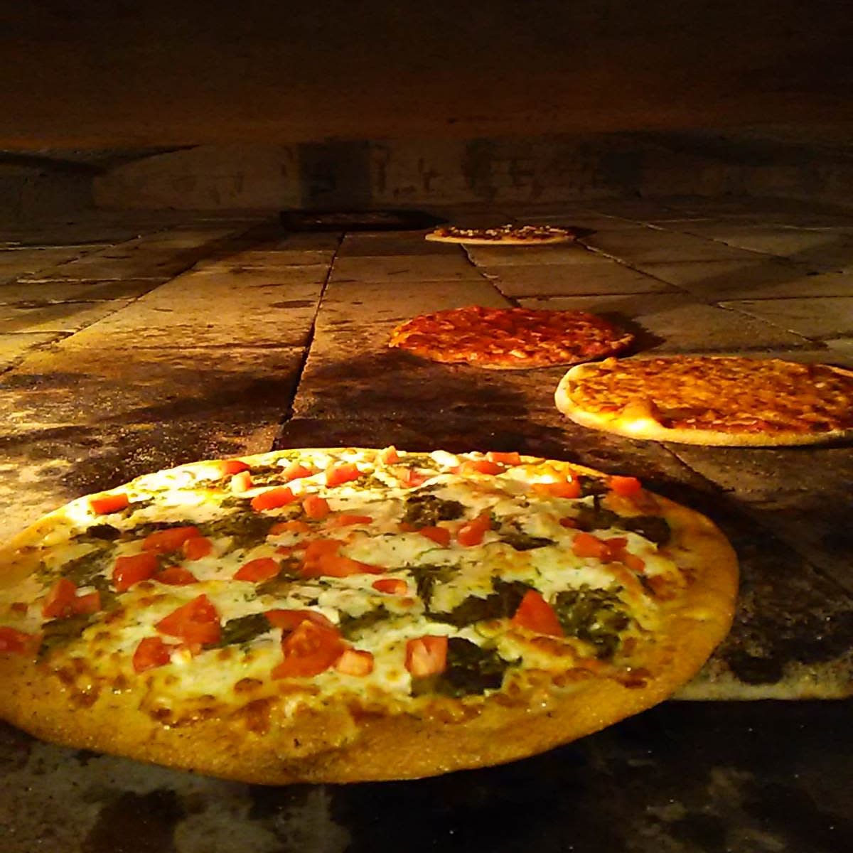Santillo's Brick Oven Pizza | Elizabeth, NJ 07202