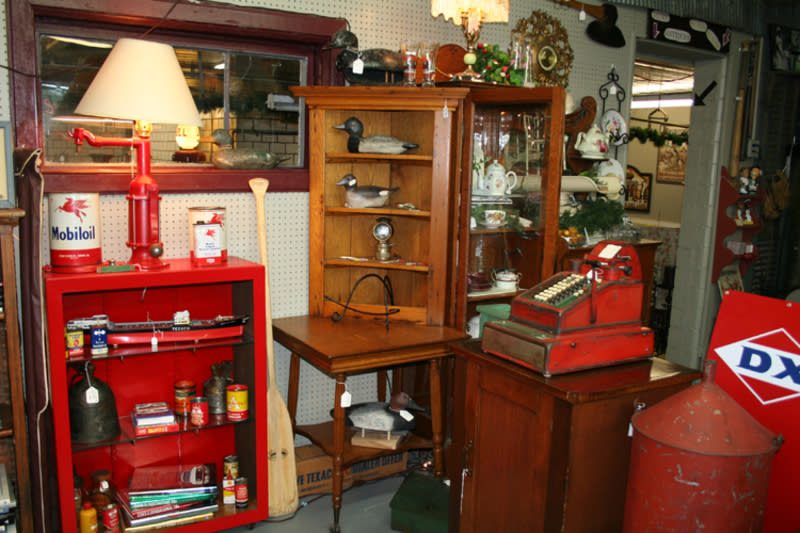 Old Creamery Antiques Middlebury, IN 46540