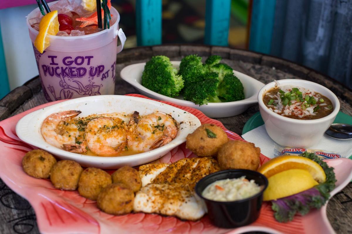 Fudpucker's Beachside Bar & Grill Destin, FL