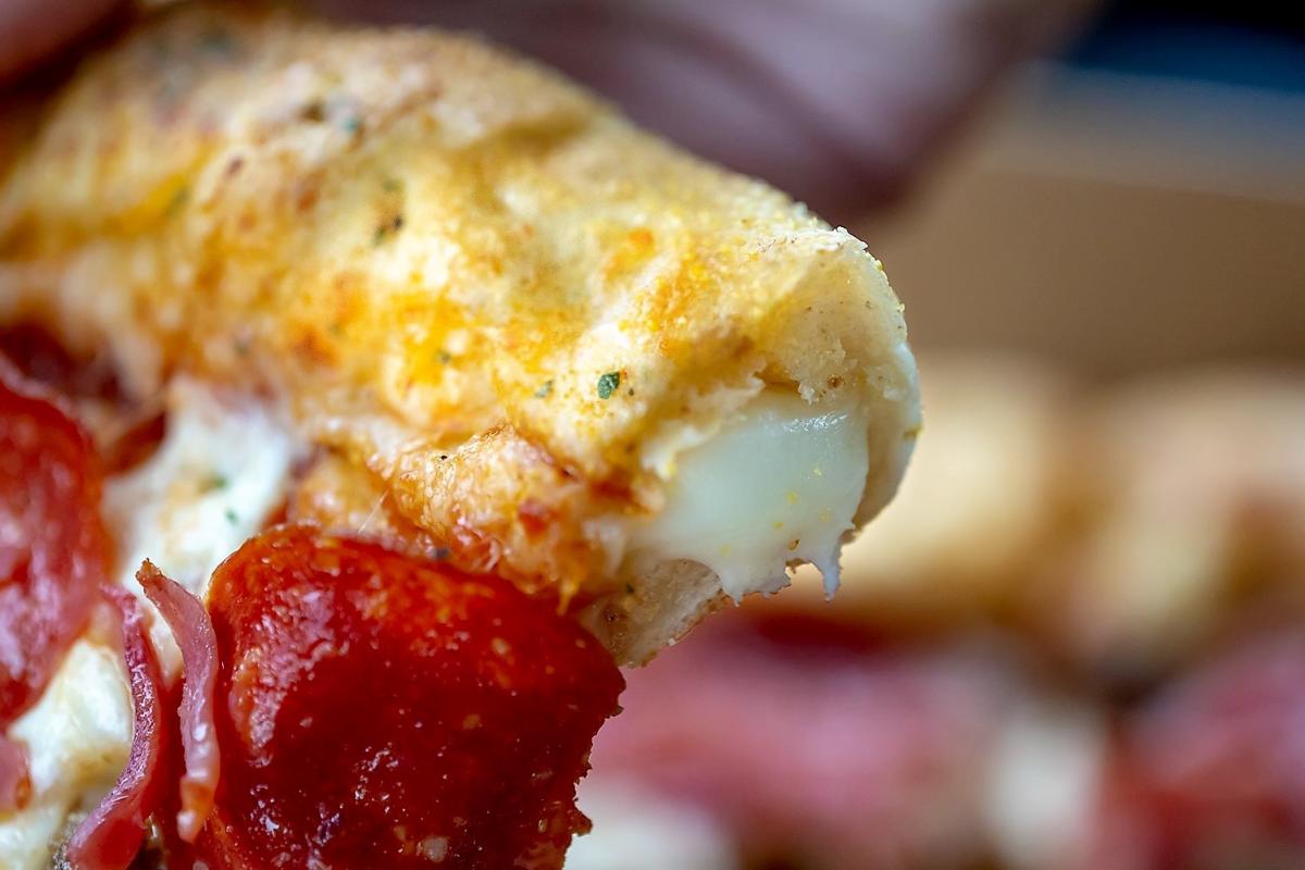 Hungry Howie's Flavored Crust Pizza