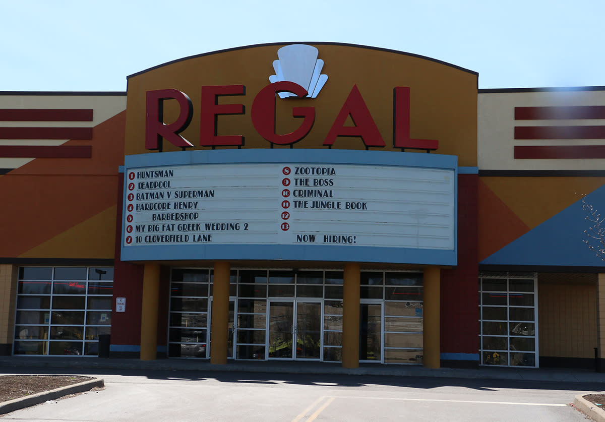 Regal Eastview Mall 13 Victor, NY