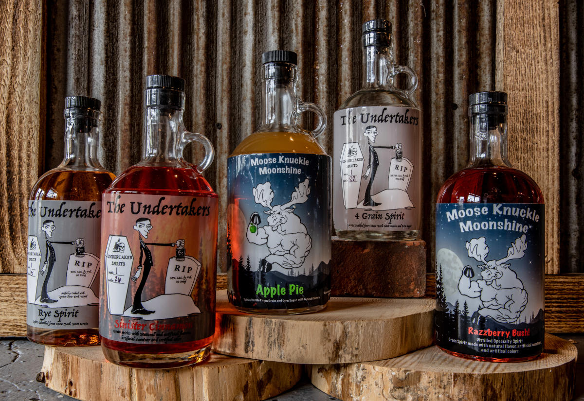 Smokin’ Tails Distillery Phelps, NY