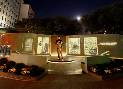 Jfk Tribute Fort Worth Tx 76102