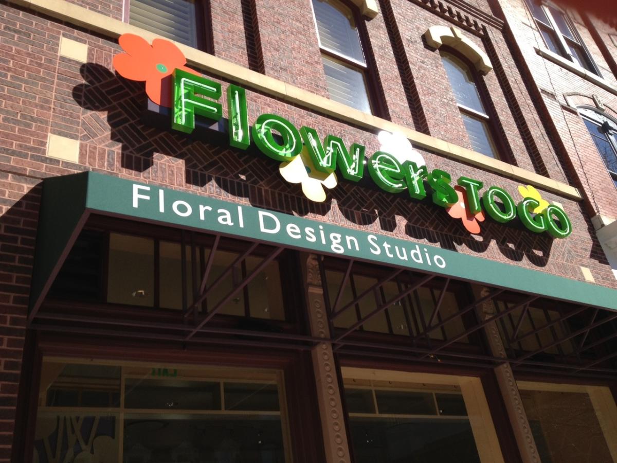 Flowers To Go | Fort Worth, TX 76102-7405