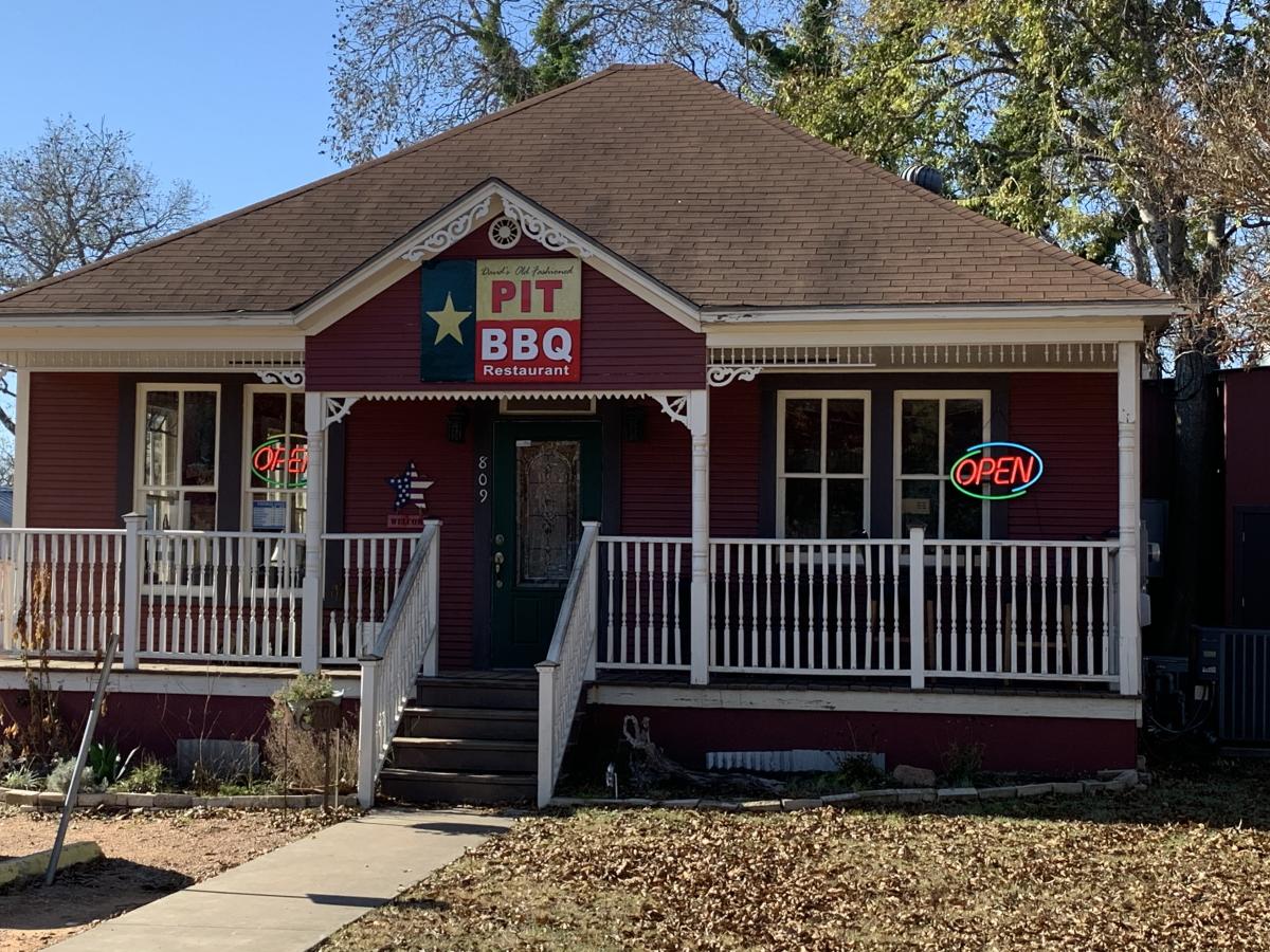 David's Old Fashioned Pit BBQ