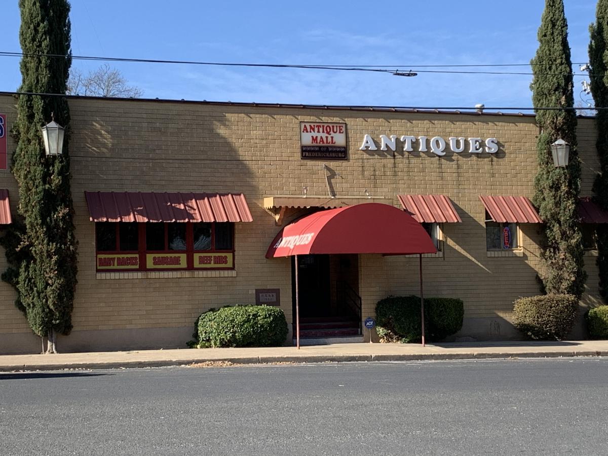 Antique Mall of Fredericksburg Antiques
