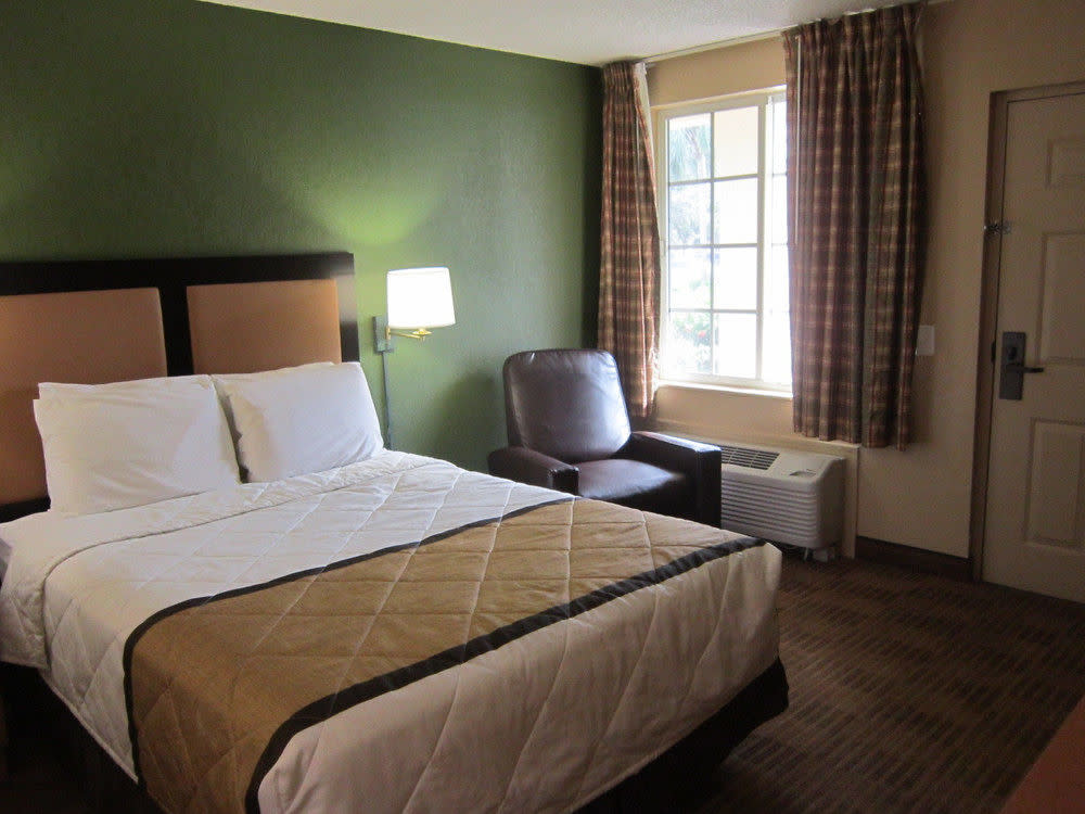 EXTENDED STAY AMERICA - FORT LAUDERDALE / TAMARAC