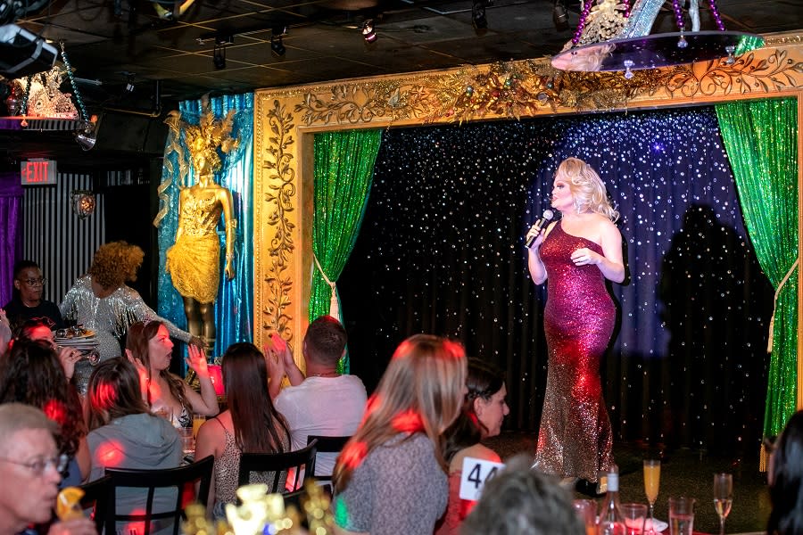 LIPS FORT LAUDERDALE