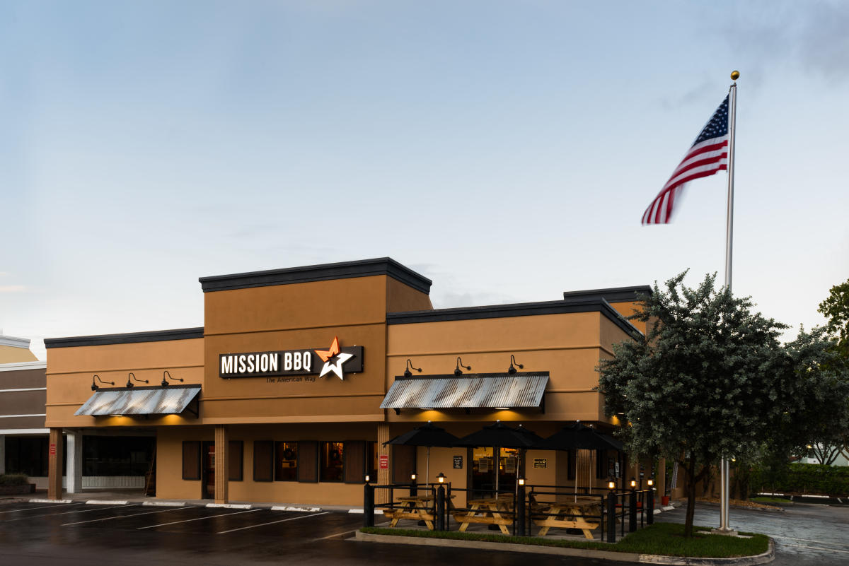 MISSION BBQ