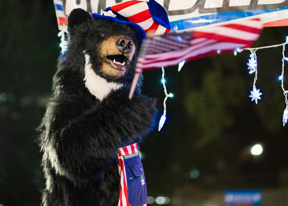 Gatlinburg's Annual Fourth of July Midnight Parade Gatlinburg, TN 37738