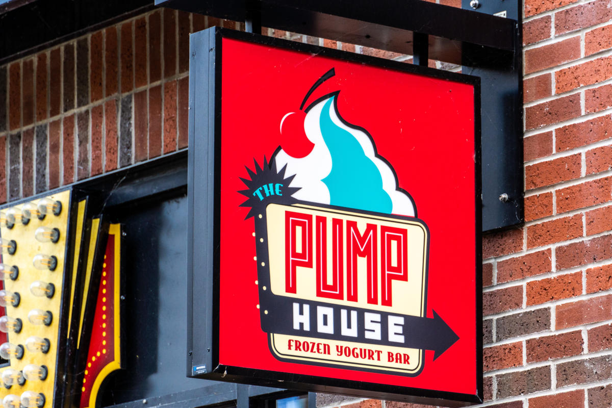 Pump House Frozen Yogurt Bar Downtown GR Grand Rapids MI, 49503