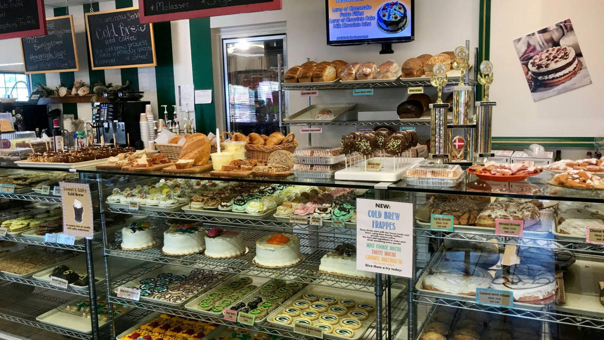 Uncle Mikes Bake Shoppe East Mason