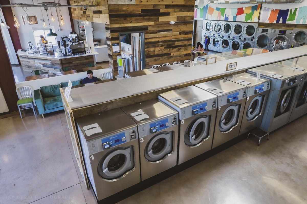 Green Laundry Lounge