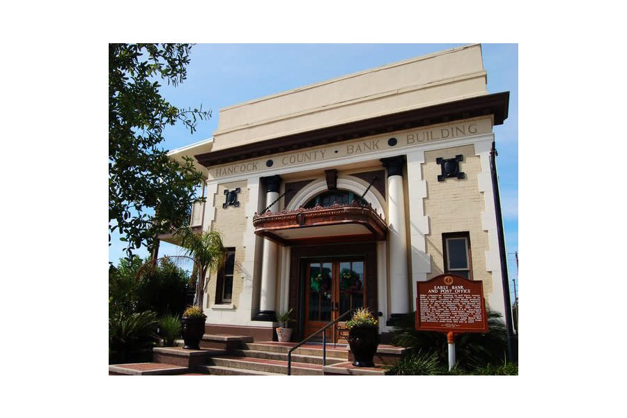 Bankhouse Coffee | Long Beach, MS 39560