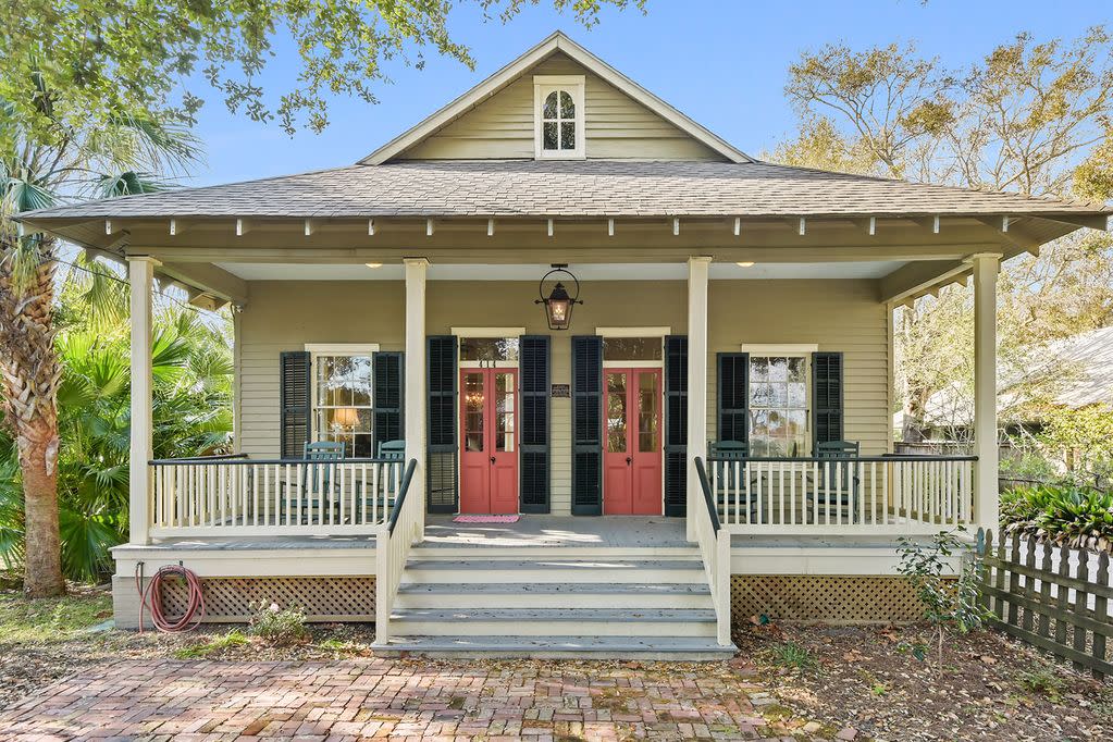 La Petite Cachette Cottage Bay St Louis Ms 39520