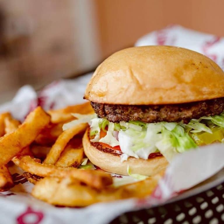 Mugshots Grill & Bar D'Iberville, MS 39540