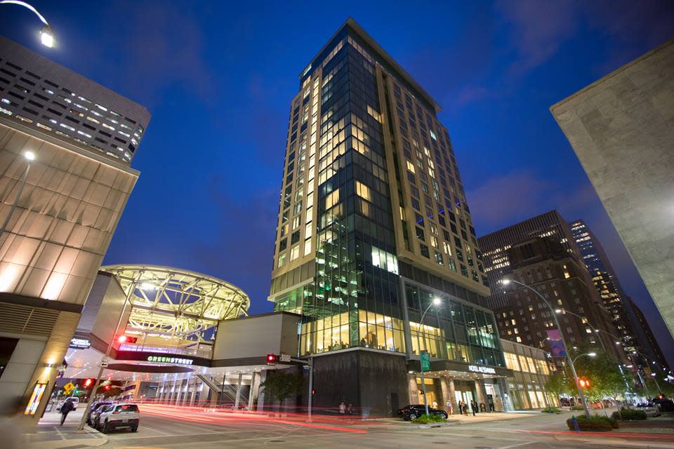 Hotel Alessandra Hotels In Houston Tx 77002