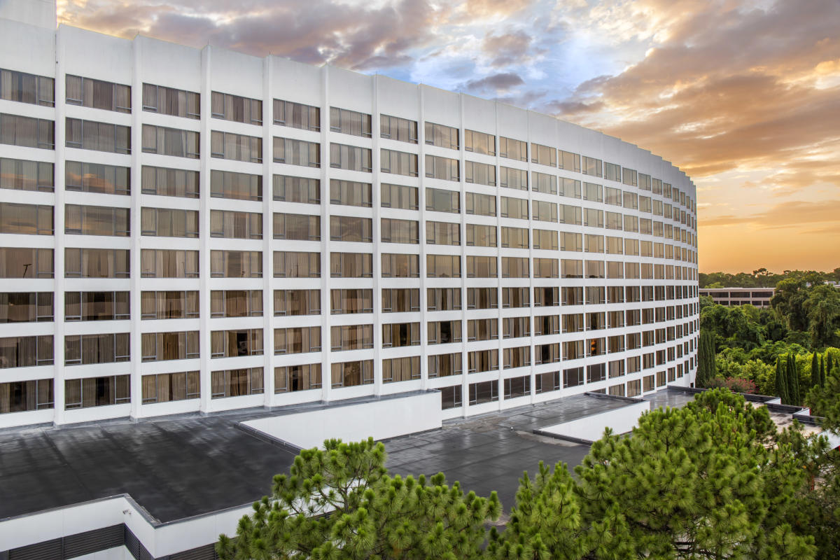Omni Houston Hotel | Hotels in Houston, TX 77056