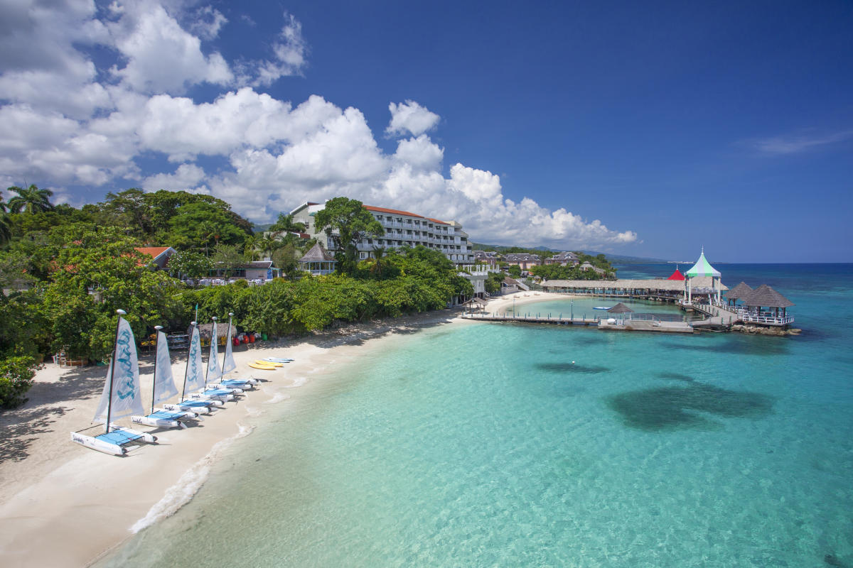 Sandals grande Ocho Rios Beach