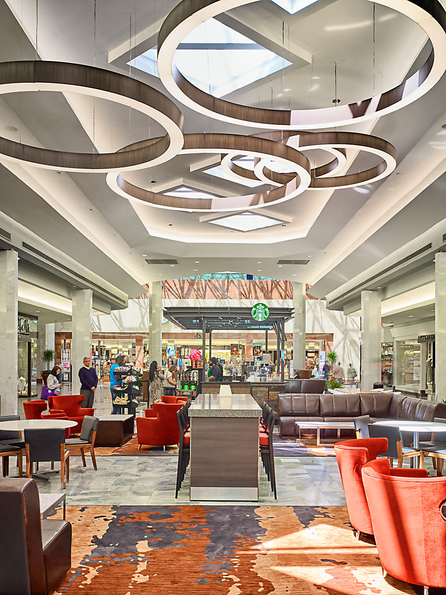 Lakeside Shopping Center