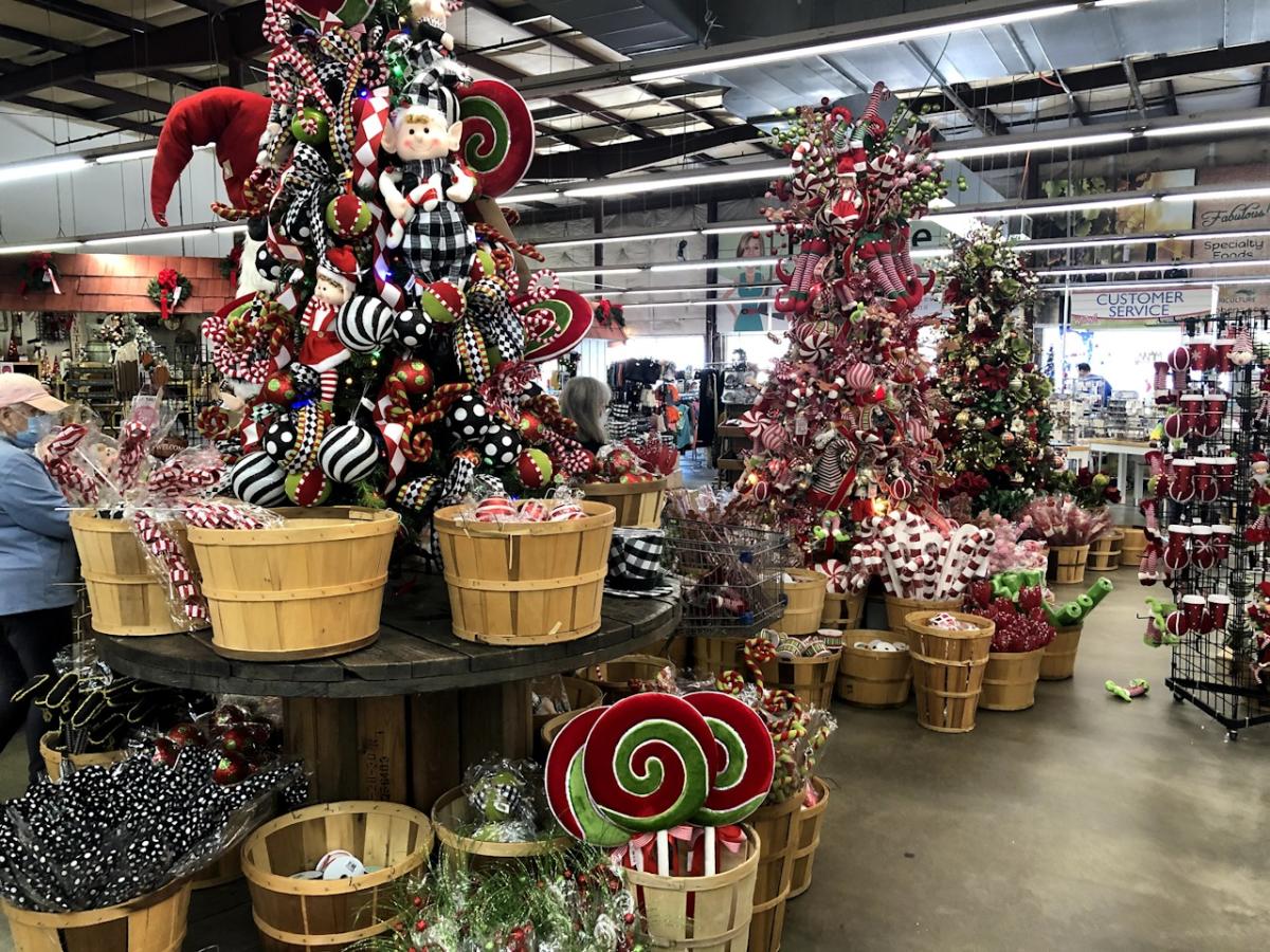 carolina pottery christmas decorations
