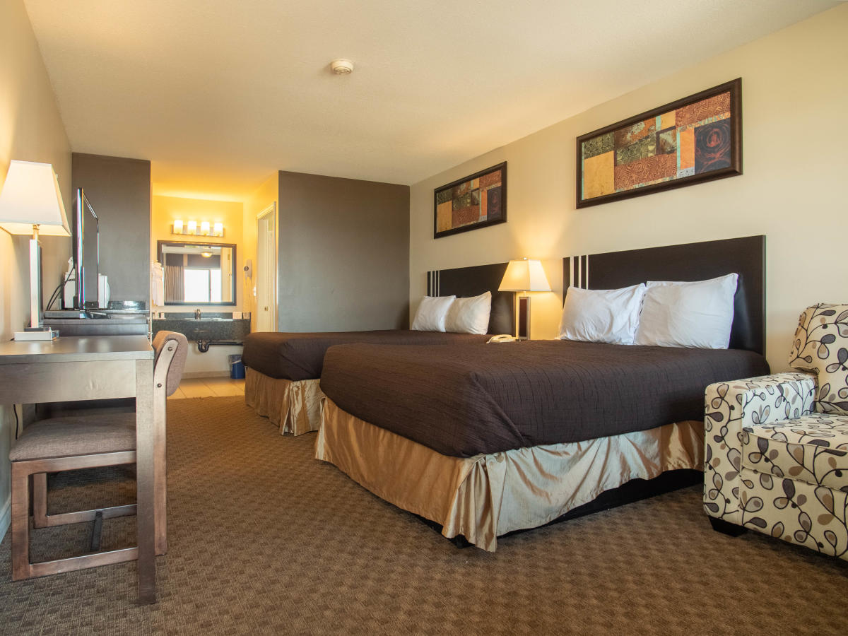 Travelodge by Wyndham Kamloops Mountview