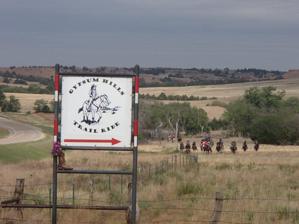 Gypsum Hills Trail Rides Medicine Lodge KS, 67104