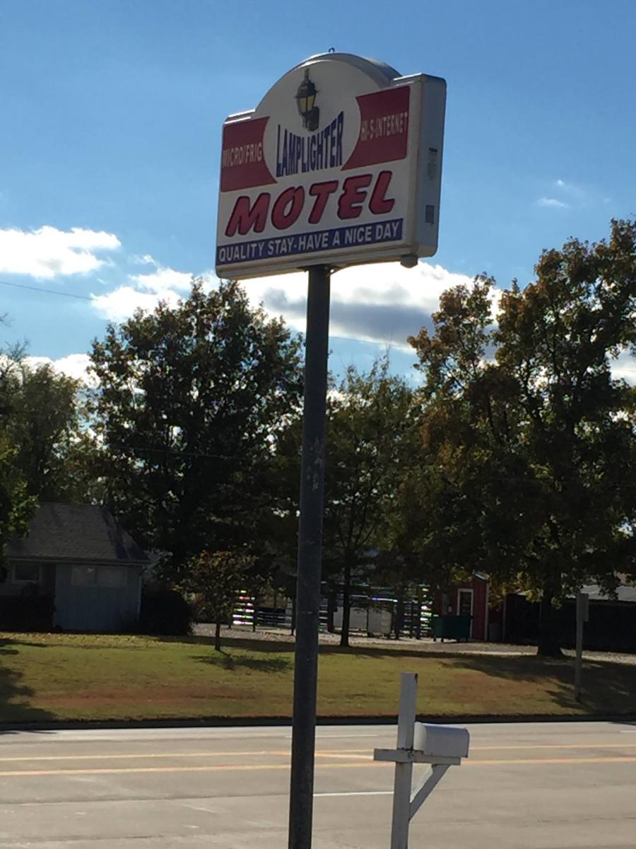 Lamplighter Inn Independence KS, 67301