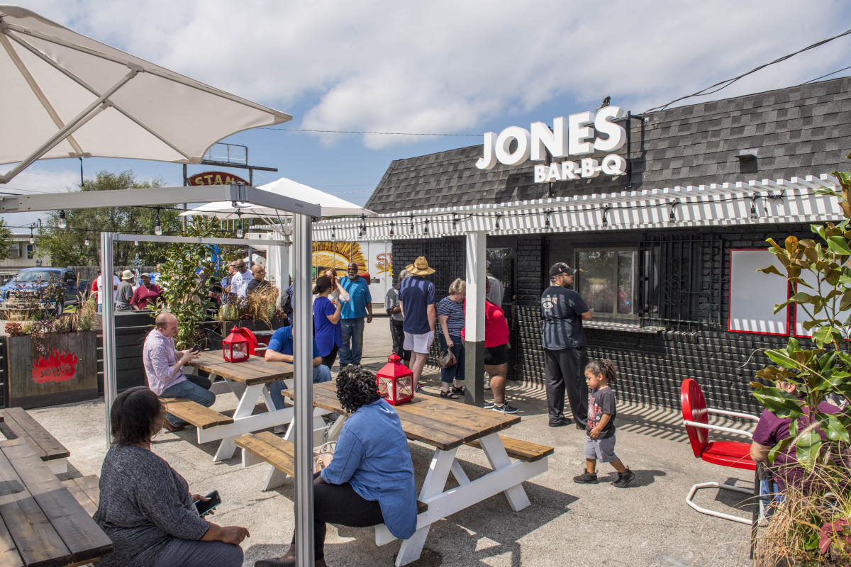 Jones BarBQ Kansas City KS, 66111