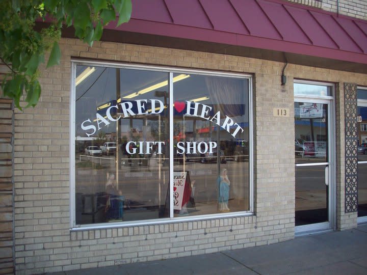 Sacred Heart Gifts Wichita KS, 67211